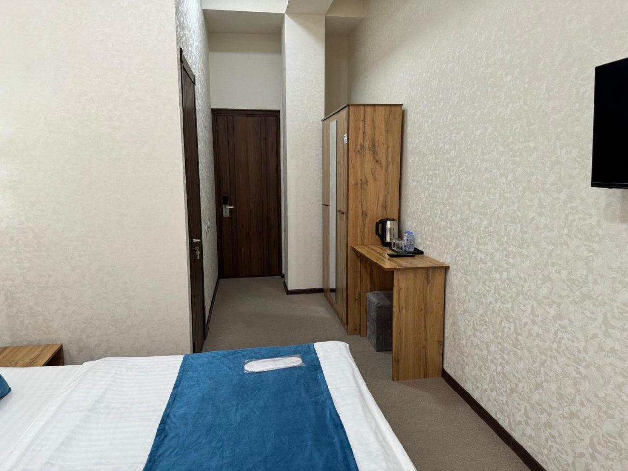 Resident Hotel ทาชเคนต์ ภายนอก รูปภาพ